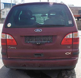 Beschädigte Ford Galaxy ford-galaxy-06