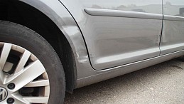 Beschädigte VW Touran vw-touran-09