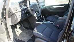 Beschädigte Mercedes B 150 Benzin mercedes-b-150-benzin-11