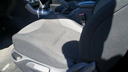 Beschädigte Peugeot 308 peugeot-308-09