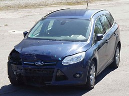 Beschädigte FordFocus III fordfocus2012-02