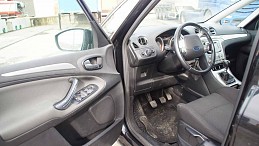 Beschädigte Ford S-Max ford-s-max-10