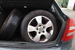 Beschädigte Skoda Oktavia skoda-oktavia-01