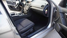 Beschädigte Mercedes C200 Limousine mercedes-c200-limousine-10