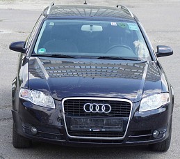 Beschädigte Fahrzeuge Audi A4 Avant 2.0 audi-a4-avant-2-0-12