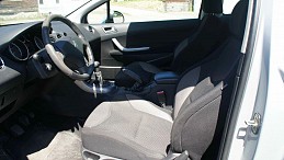 Beschädigte Peugeot 308 peugeot-308-07