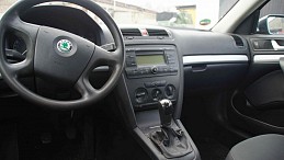 Beschädigte Skoda Oktavia skoda-oktavia-18