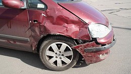 Beschädigte Ford Galaxy ford-galaxy-03