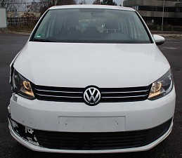 Unfallauto VW Touran White vw-touran-white-06