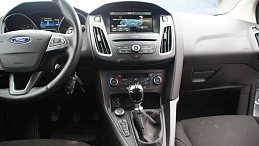 Beschädigte Ford Focus III ford-focus-11