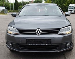 Beschädigte VW Jetta vw-jetta-17