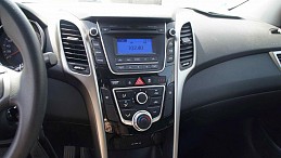 Beschädigte Hyundai i 30 Kombi hyundai-i-30-kombi-01