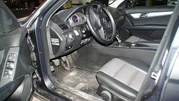 Beschädigte Mercedes C 200 Kompressor mercedes-c-200-kompressori-08