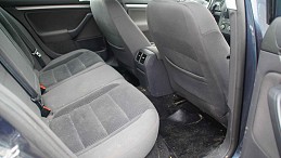 Beschädigte Golf V Variant golf-v-blau-08