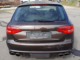 Beschädigte Audi A4 Avant S-Line audi-a4-avant-s-line-09