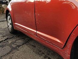 Beschädigte Suzuki Swiwt 2010 suzuki-swiwt-2010-06