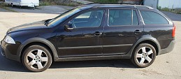 Beschädigte Skoda Oktavia Scout 4x4 skoda-oktavia-scout-4x4-05