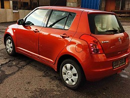 Beschädigte Suzuki Swiwt 2010 suzuki-swiwt-2010-01