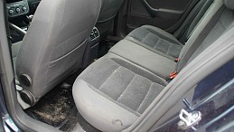 Beschädigte Golf V Variant golf-v-blau-09