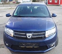 Beschädigte Dacia Sandero dacia-sandero-08