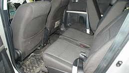 Beschädigte Chevrolet Cruse chevrolet-cruse-01