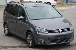 Beschädigte VW Touran vw-touran-11