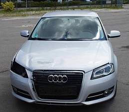 Beschädigte Fahrzeuge Audi A3 1.4 TSI Benzin audi-a3-14-tsi-benzin-03