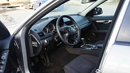 Beschädigte Mercedes C200 Limousine mercedes-c200-limousine-04