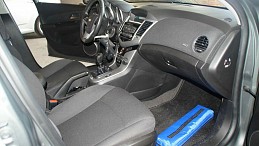 Beschädigte Chevrolet Cruse chevrolet-cruse-10