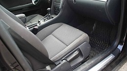 Beschädigte Fahrzeuge Audi A4 Avant 2.0 audi-a4-avant-2-0-09