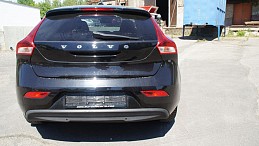 Beschädigte Volvo V40 volvo-v40-01