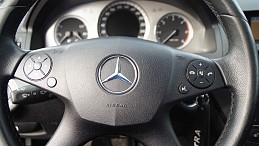 Beschädigte Mercedes C220 Kompressor mercedes-c220-kompressor-17