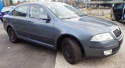 Beschädigte Skoda Oktavia skoda-oktavia-14