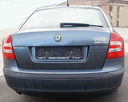 Beschädigte Skoda Oktavia skoda-oktavia-15