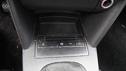 Beschädigte VW Touran vw-touran-03