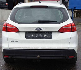 Beschädigte Ford Focus III ford-focus-05