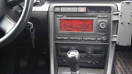 Beschädigte Fahrzeuge Audi A4 Avant 2.0 audi-a4-avant-2-0-11