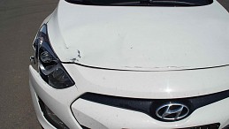 Beschädigte Hyundai i 30 Kombi hyundai-i-30-kombi-10