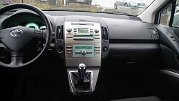 Unfallauto Toyota Corolla Verso toyota-corolla-verso-08