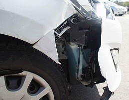 Beschädigte Hyundai i 30 Kombi hyundai-i-30-kombi-11