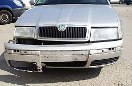 Beschädigte Skoda Oktavia skoda-oktavia-05