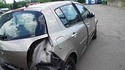 Unfallauto Renault Clio renault-clio-01