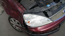 Beschädigte Ford Galaxy ford-galaxy-01