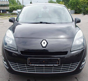 Beschädigte Renault Grand Scenic gallery banner image