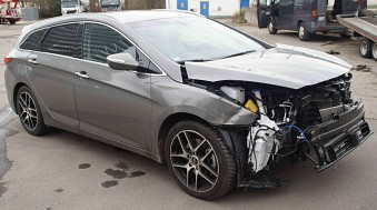 Unfallauto Hyundai i40 gallery banner image