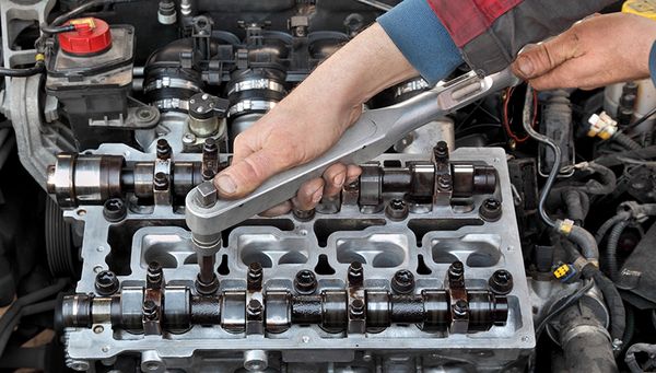 Wie hört sich ein defekter Hydrostößel an?